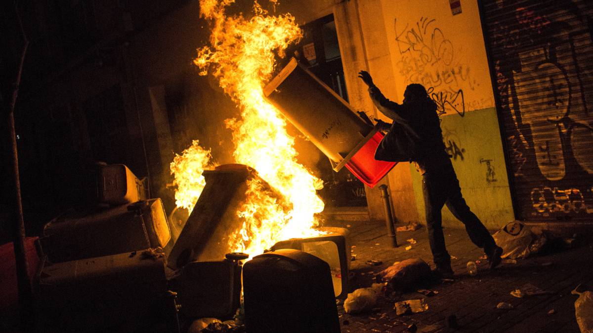 Las claves que explican los disturbios de Lavapiés