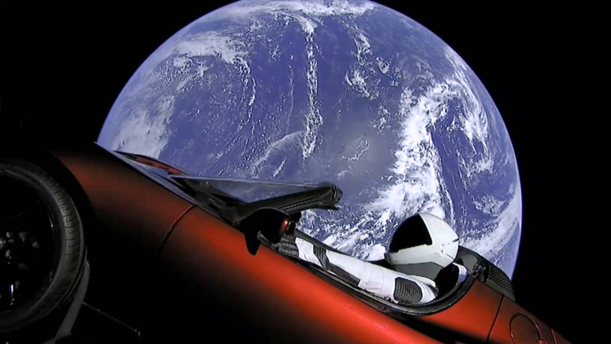 Sigue en tiempo real el periplo espacial del Tesla Roadster