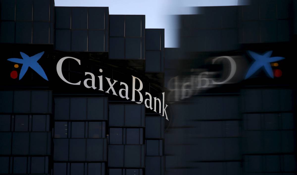 Caixabank aumenta un 74,7% su beneficio hasta 704 millones por las menores provisiones