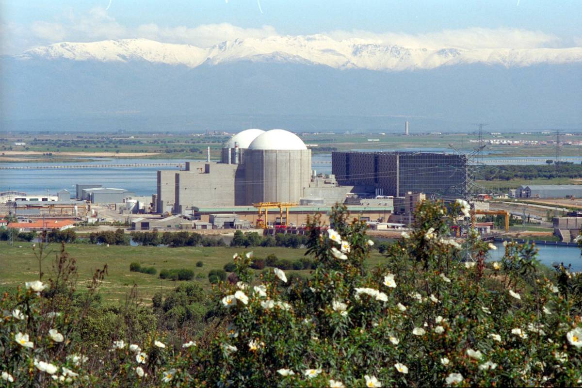 Energía quiere forzar por ley que las eléctricas sigan explotando las nucleares