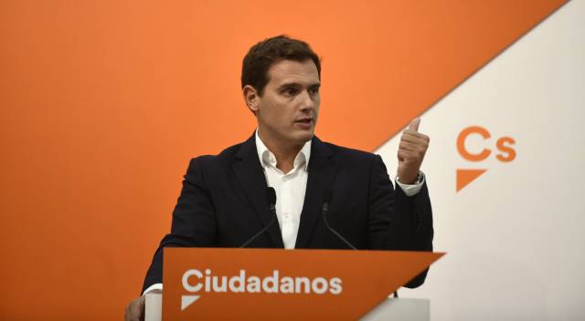 Los partidos políticos, a la gresca por la cuota de autónomos