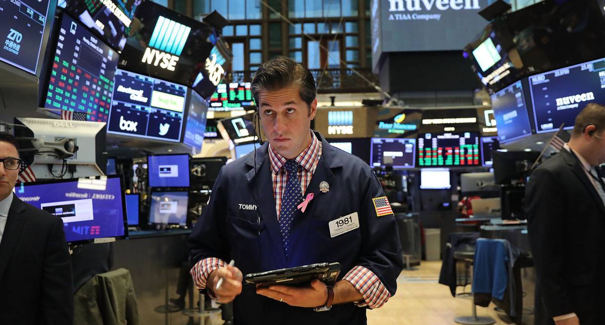 Italia y Wall Street hunden al Ibex de nuevo bajo los 9.000 puntos