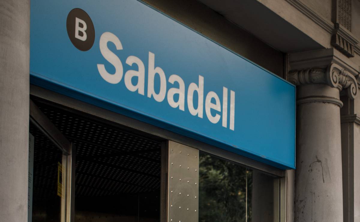 Banco Sabadell gana un 62% menos en nueve meses