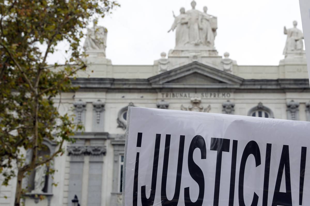 El abogado de Rivas estudia tres vías para recurrir la doctrina del Supremo sobre el impuesto hipotecario