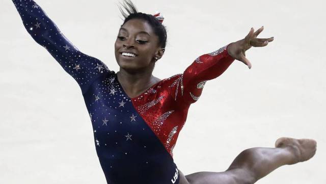 La gimnasta Simone Biles afirma que sufrió abusos sexuales del exmédico del equipo olímpico de EE UU