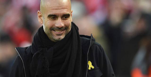 Guardiola, multado con 22.500 euros por lucir el lazo amarillo