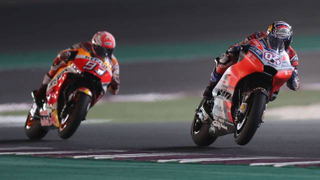 Solo Dovizioso frena a Márquez