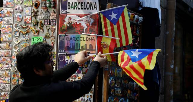 Catalan economy already hurt by independence push: Bank of Spain