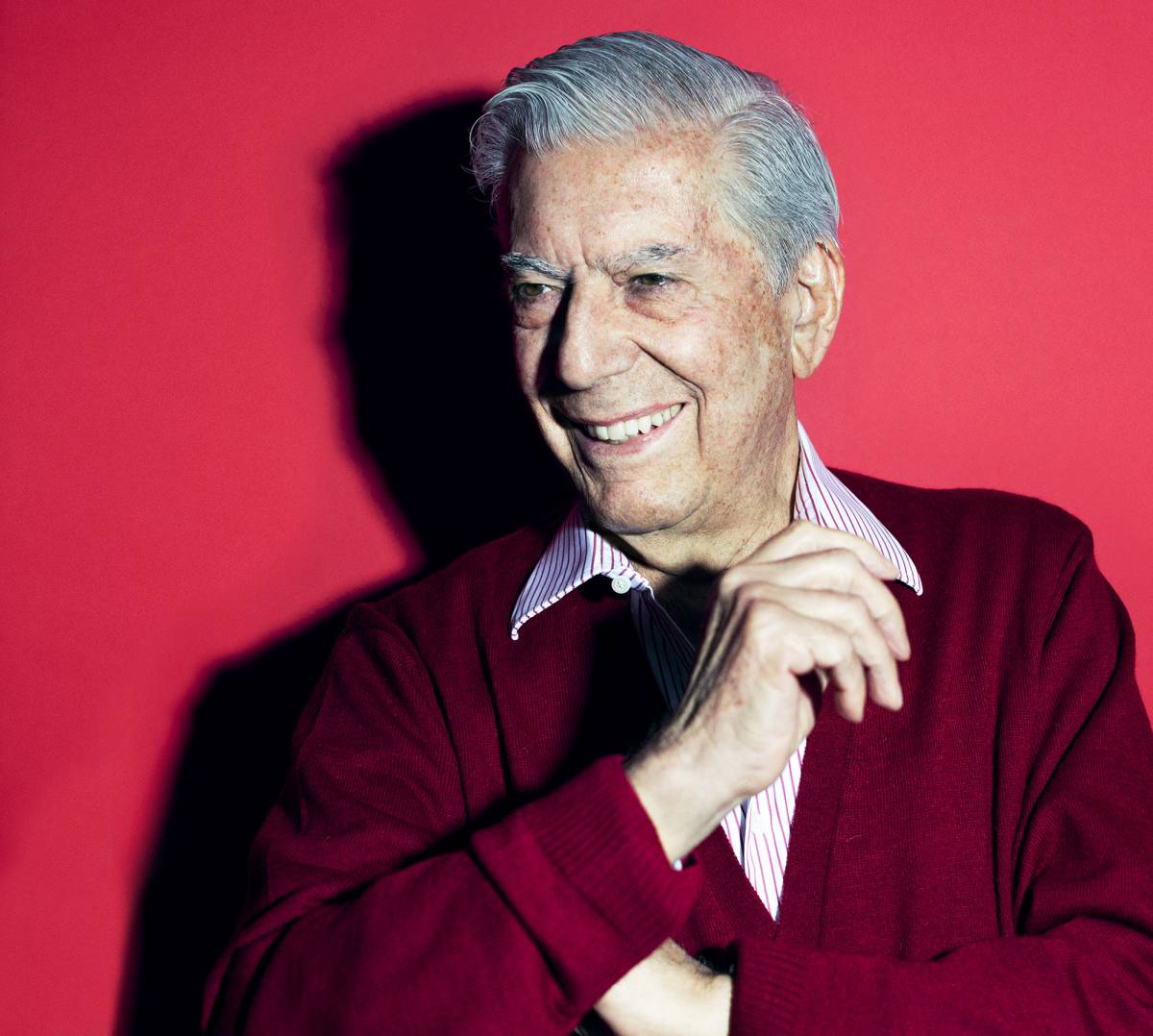 Vargas Llosa, contra la tribu