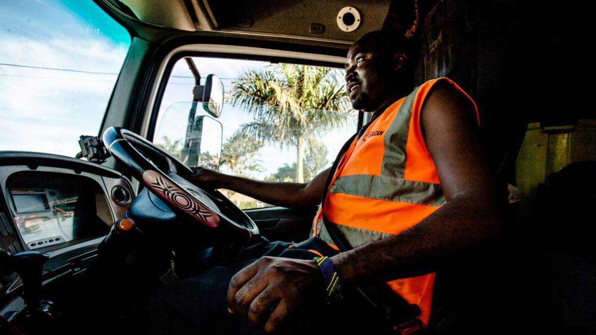 Todo lo que te podría pasar si fueras camionero en África