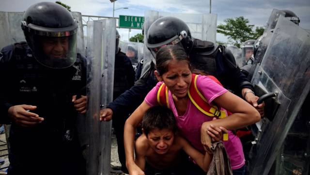 Fotogalería | Las imágenes del cruce de la frontera