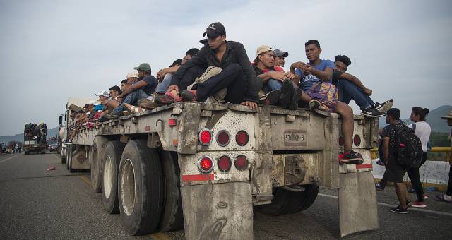 Trump envía a 5.200 soldados a la frontera ante el avance de la caravana migratoria