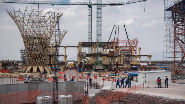 La cancelación del aeropuerto compromete el presupuesto de López Obrador