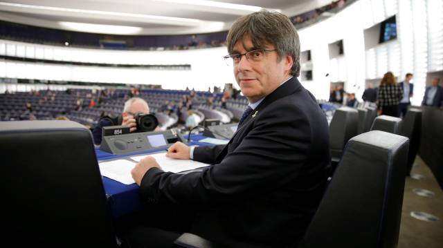 Puigdemont: 