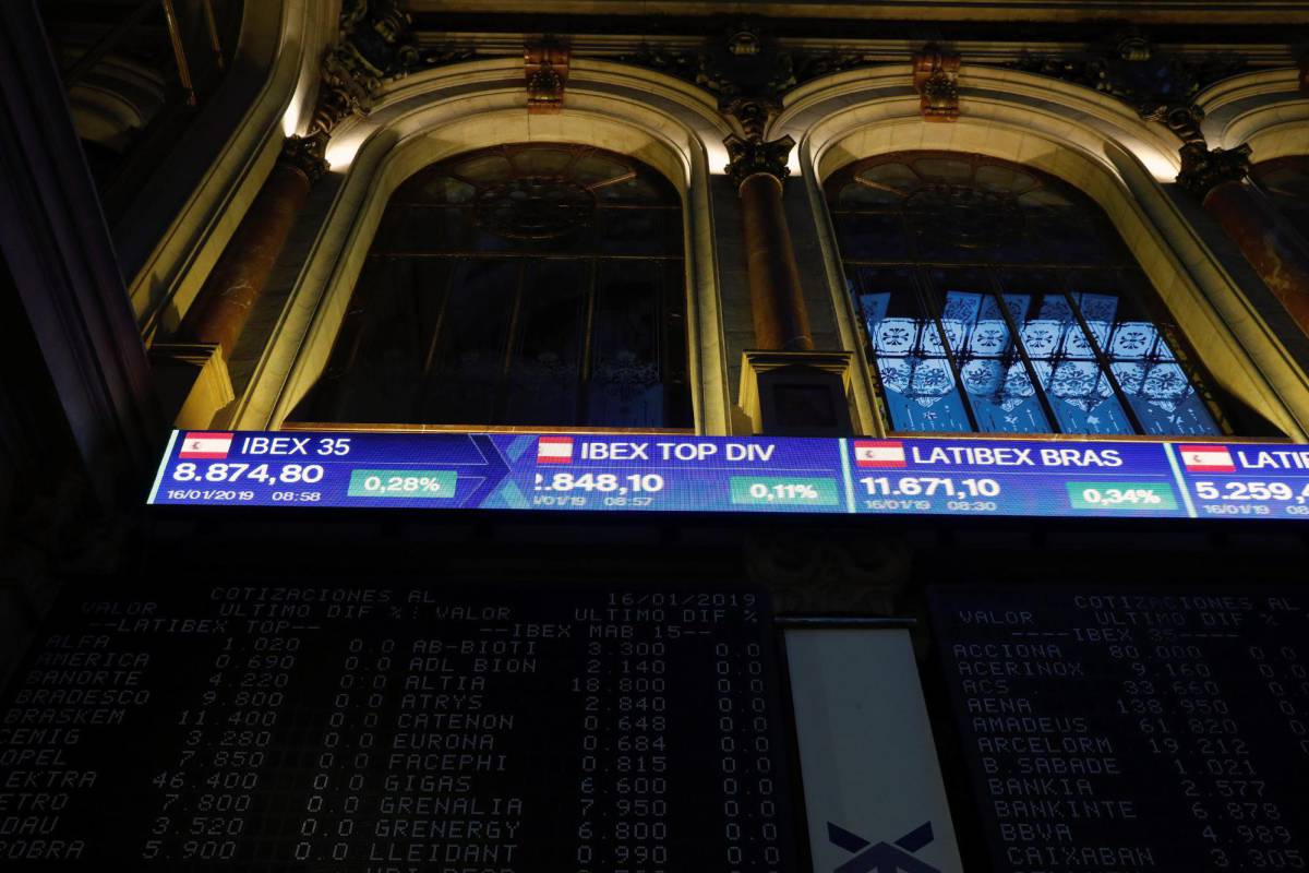 El Ibex logra pleno de subidas semanales en 2019 y retorna a los 9.000 puntos