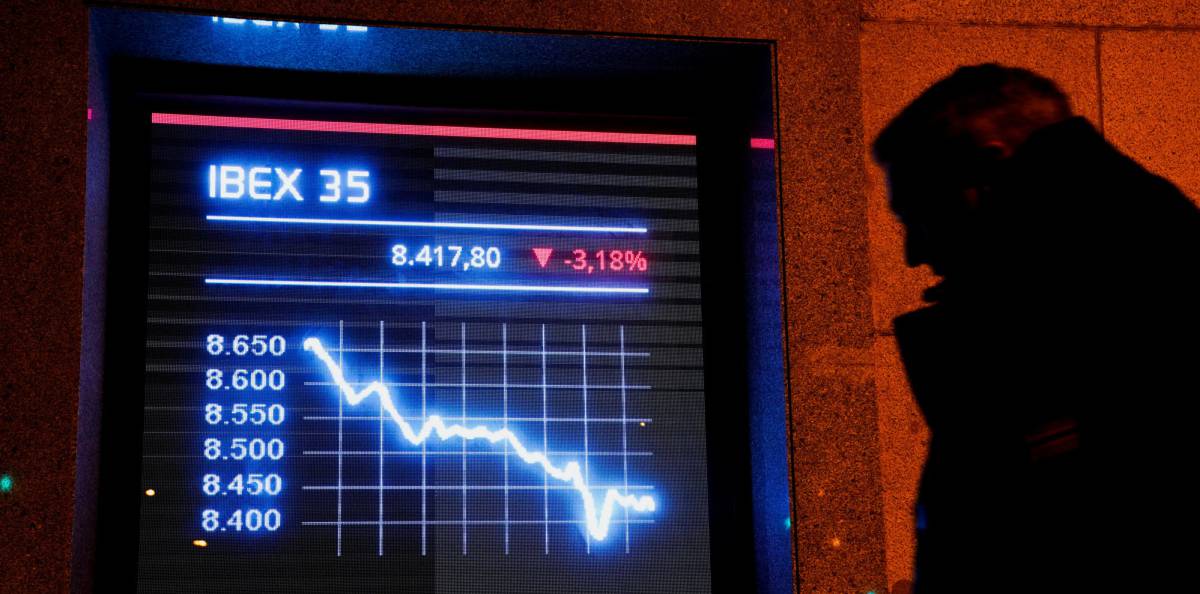 El Ibex modera los descensos y consige aguantar los 8.600 puntos