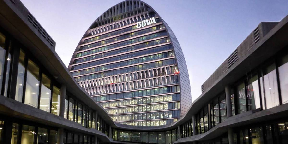 BBVA dispara el beneficio a 4.653 millones en 2021 y pagará en mayor dividendo en efectivo en una década