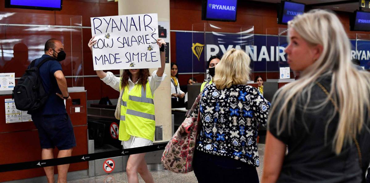 Huelga en Ryanair: suspende hoy el 2% de sus vuelos en Europa y no prevé problemas el fin de semana