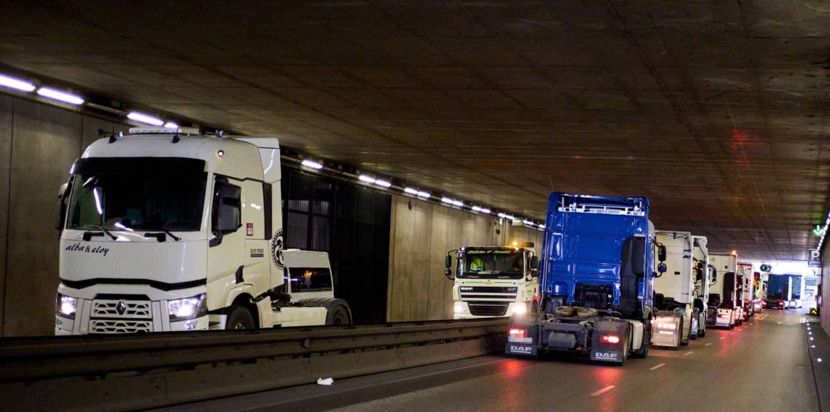 El transporte profesional urge 40 céntimos de bonificación por litro de gasoil hasta final de año