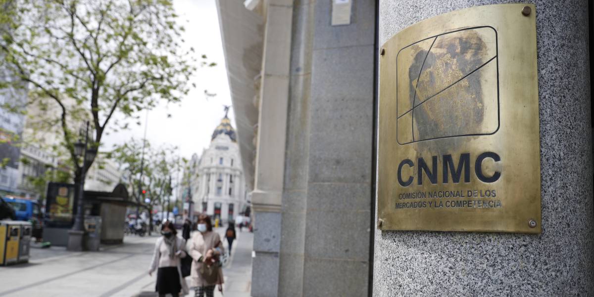 La CNMC multa con 12 millones a Solstar y Gasela por manipular el mercado de gas