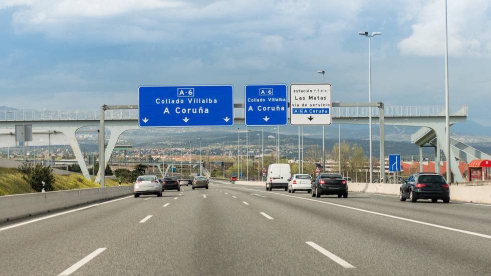 Peaje El Gobierno Se Plantea Poner Un Pago Simbolico En Las Autovias Gratuitas Economia El Pais