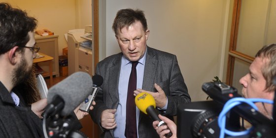 Borgström, abogado de las mujeres que denunciaron a Assange. / ANDERS VIKLUND (REUTERS)