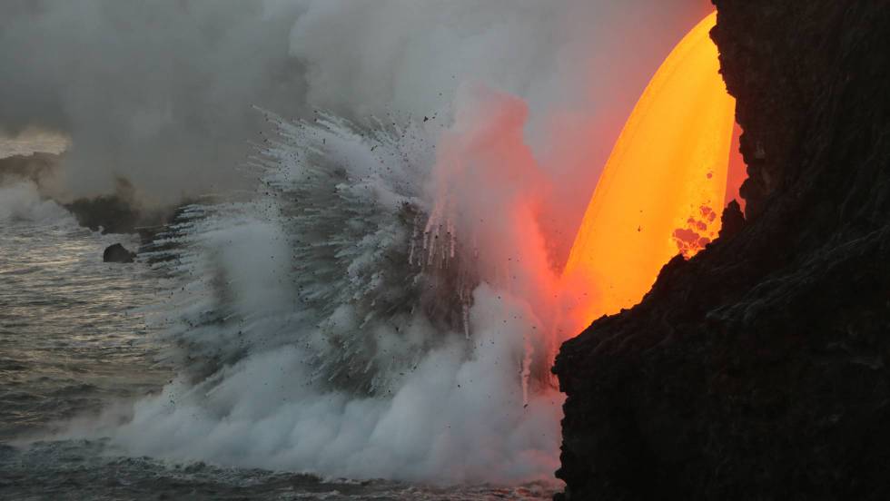 Vídeo Así Se Ve Una Cascada De Lava Actualidad El País