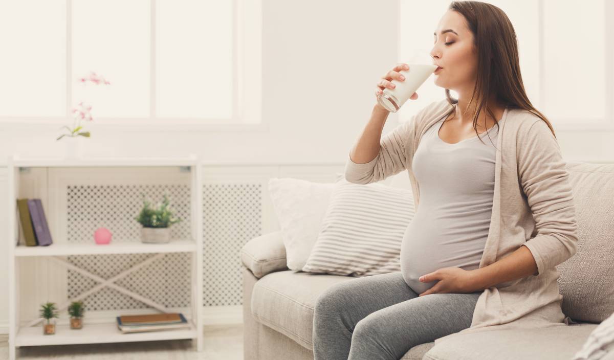 La leche durante el embarazo, una aliada para cubrir las actuales deficiencias nutricionales