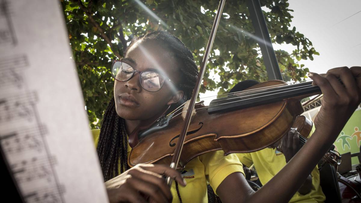 Mozart suena en los suburbios de Luanda