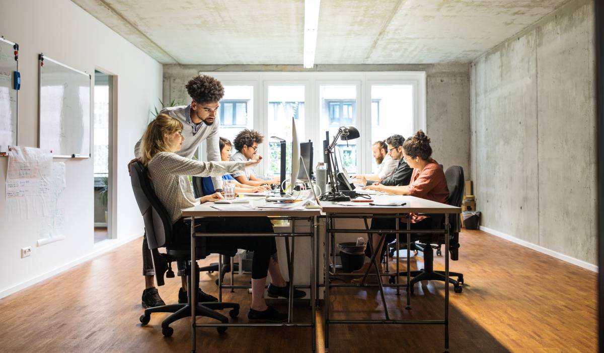 No le enseñes a tu jefe este estudio, o podrías acabar trabajando ocho horas de pie