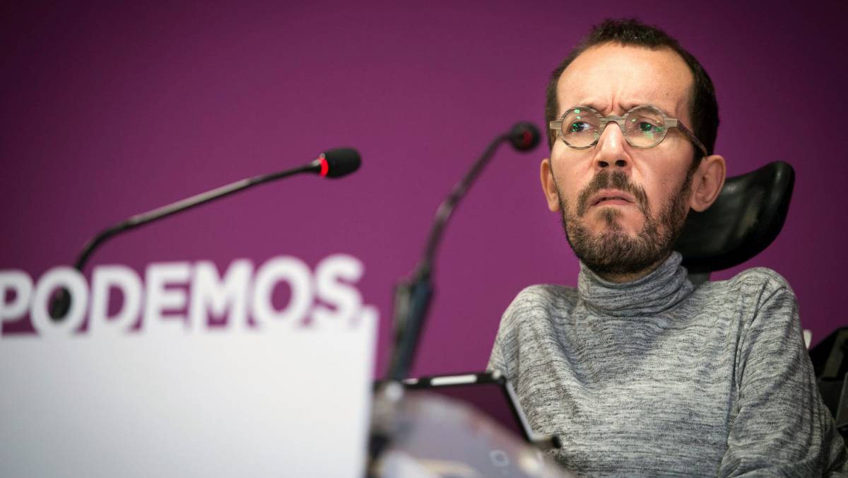 Podemos insta a Errejón a que renuncie ya al escaño en el Congreso