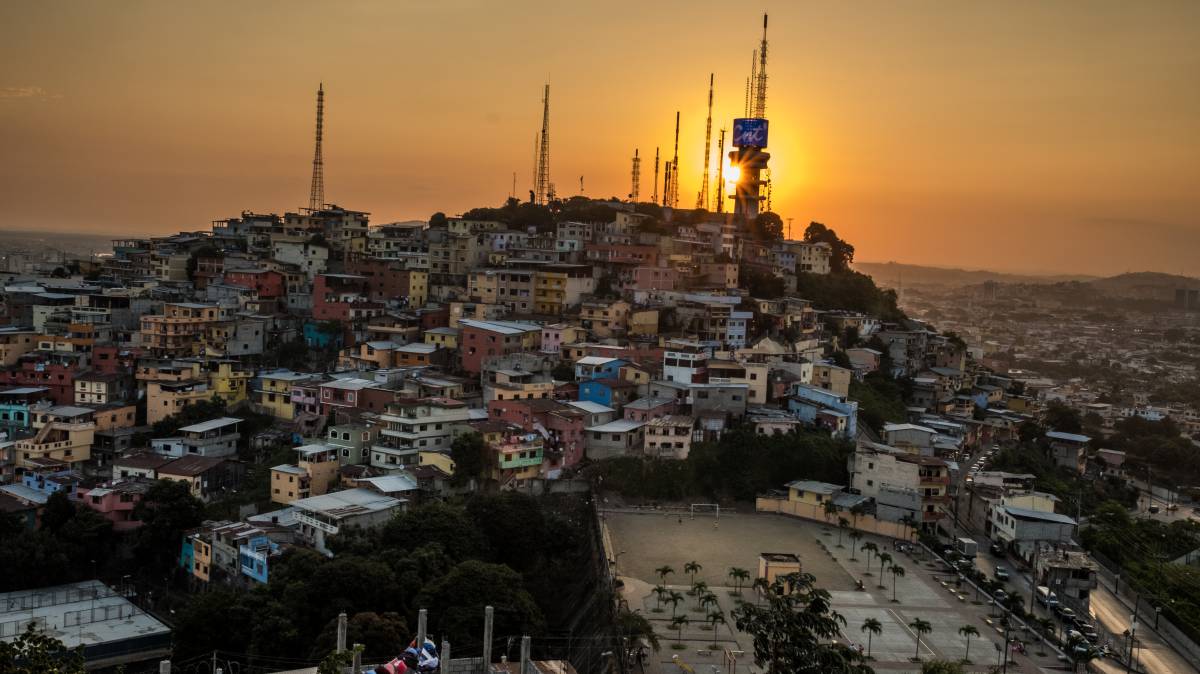 Esta ciudad le planta cara a la furia de la naturaleza