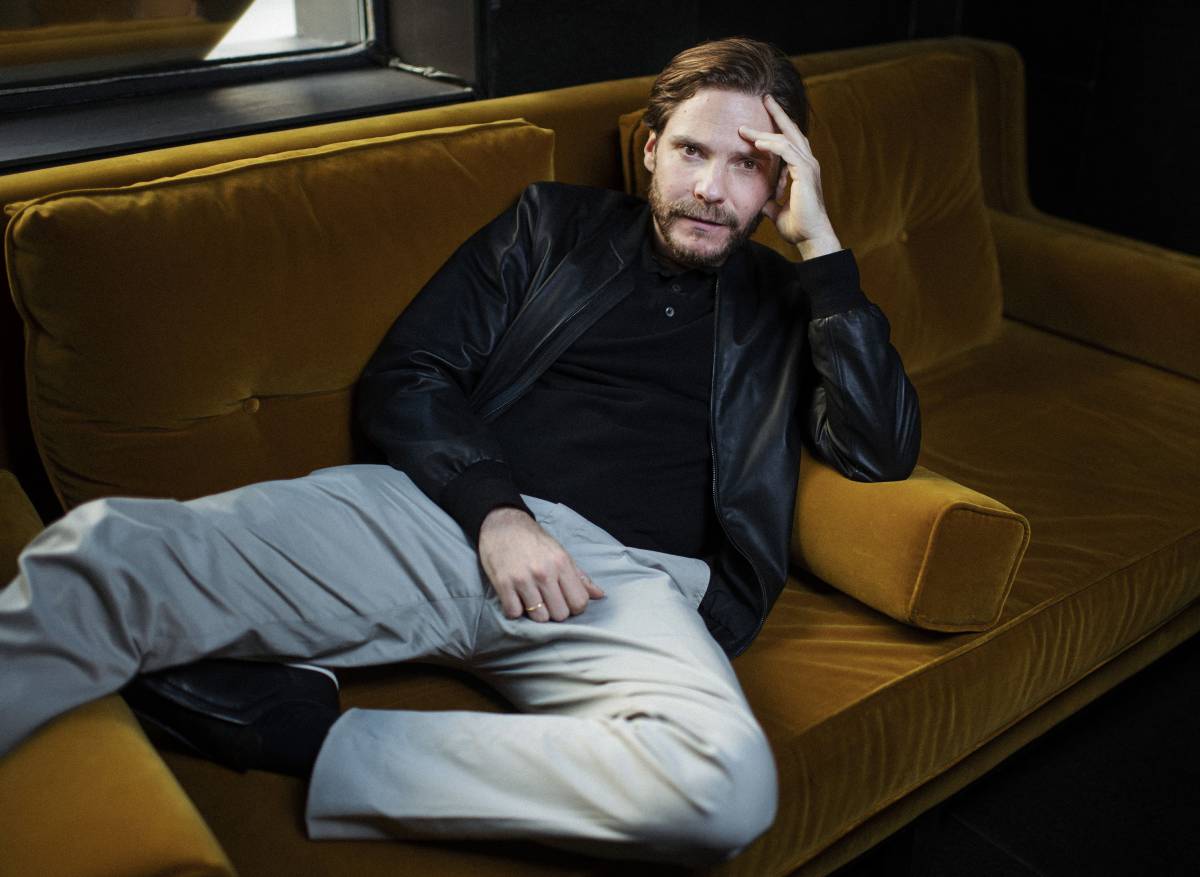 De un sarcástico Daniel Brühl a una aterrorizada Lady Di: de todo hay en las salas