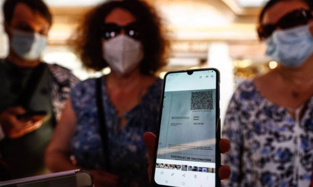 Covid passports: Which countries require them, and for what