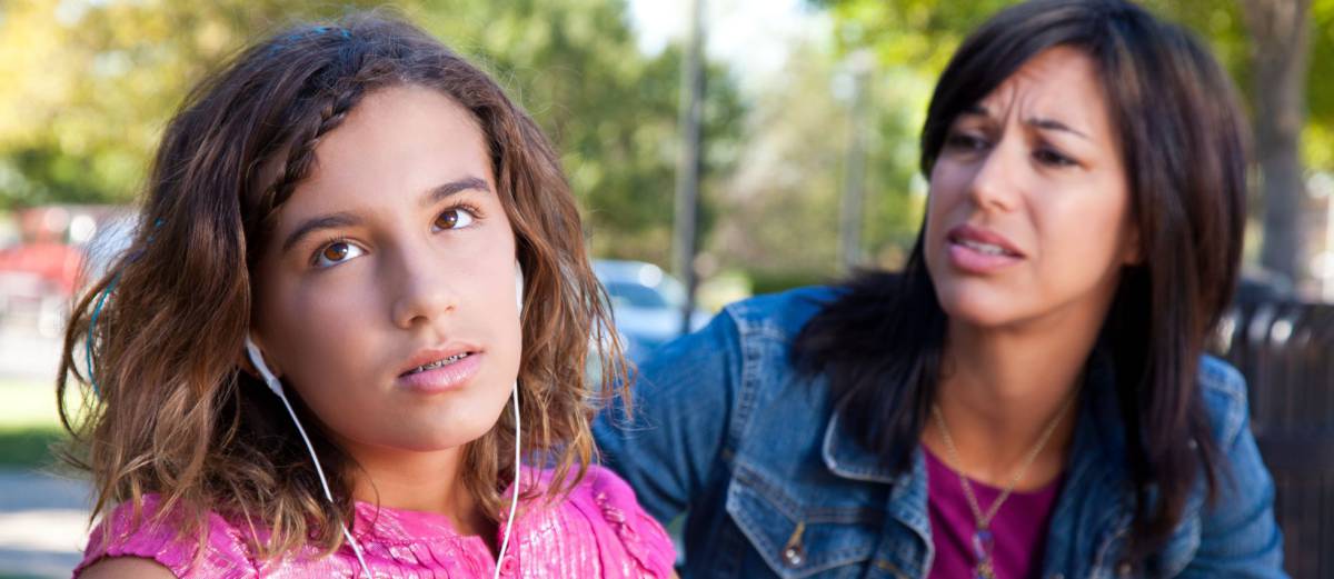 Los adolescentes ignoran la voz de su madre a partir de los 13 años, según un estudio