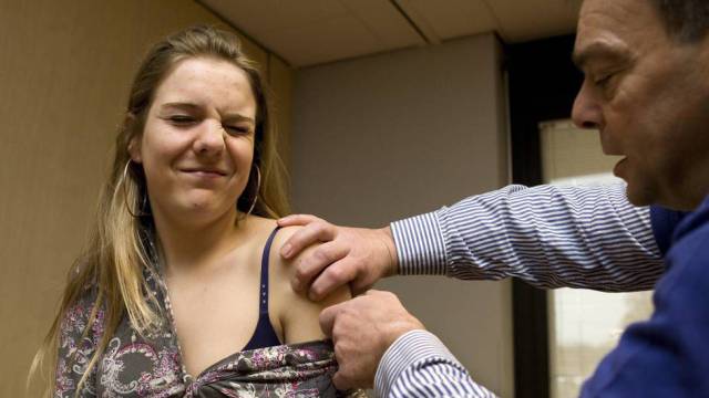 La vacuna del papiloma humano, una herramienta con despliegue inaceptablemente lento