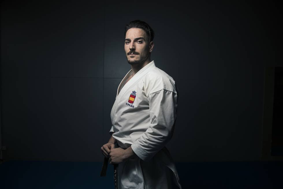 La revancha que 2018 le brindó a Damián Quintero para proclamarse campeón del mundo volvió a caer del lado del japonés Ryo Kiyuna. Es un tozudo aspirante a la perfección. Lloró en el podio con la plata conseguida, a sabiendas de que el luto le debía durar diez minutos. El segundo mejor karateca del mundo ya piensa en la próxima oportunidad para resarcirse: Tokio 2020, la primera vez en que el karate será olímpico. “Cuando quiero algo le doy una vuelta de tuerca más hasta que lo consigo”, dice este ingeniero aeronáutico con dos másteres.