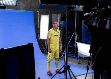 El arte de presentar los fichajes. Así nacieron los vídeos más virales de la pretemporada