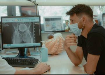 Así se consigue entrar en el mundo del fútbol (sin que se note)