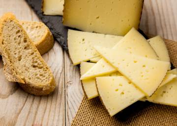 Queso curado, semicurado y tierno: córtelos bien y guárdelos con cabeza