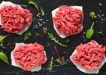 Todo lo que lleva la carne picada que no es carne y por qué se le añade