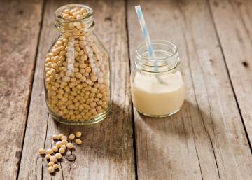 La gran ventaja de la bebida de soja frente a la leche