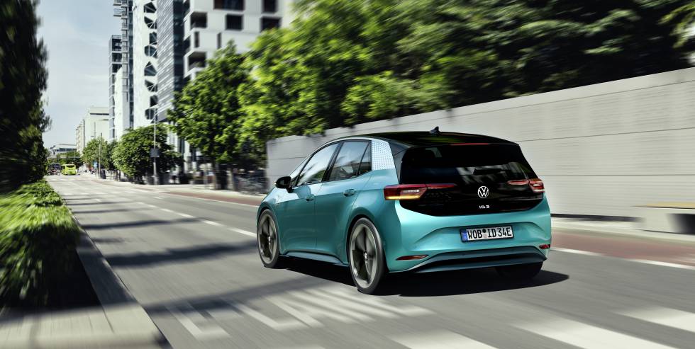 Descubre los viajes que puedes hacer en un coche eléctrico