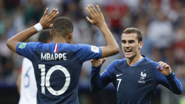 La estrella y el cometa