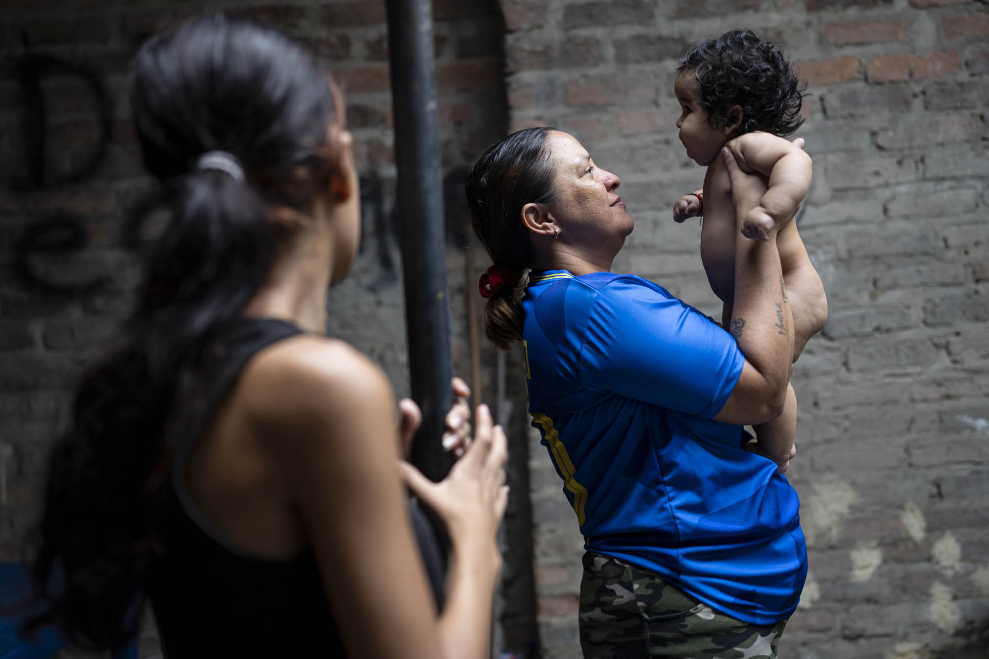 Niñas teniendo niñas: el embarazo adolescente secuestra la infancia | EL  PAÍS