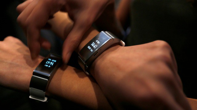 Huawei se adelantó a Apple y lanzó el Watch 4, el primer reloj en