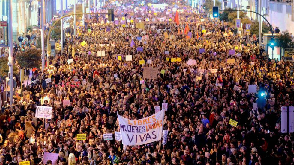 8 de marzo manifa bilaketarekin bat datozen irudiak