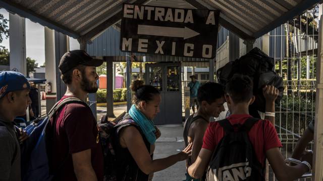 El Gobierno de López Obrador abre la puerta a los migrantes centroamericanos