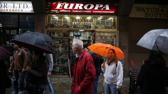 Los acuerdos sobre Gibraltar limitan al 32% la diferencia en el precio del tabaco