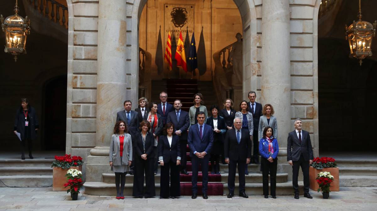 Los gestos de Sánchez a Torra elevan la tensión política con PP y Ciudadanos